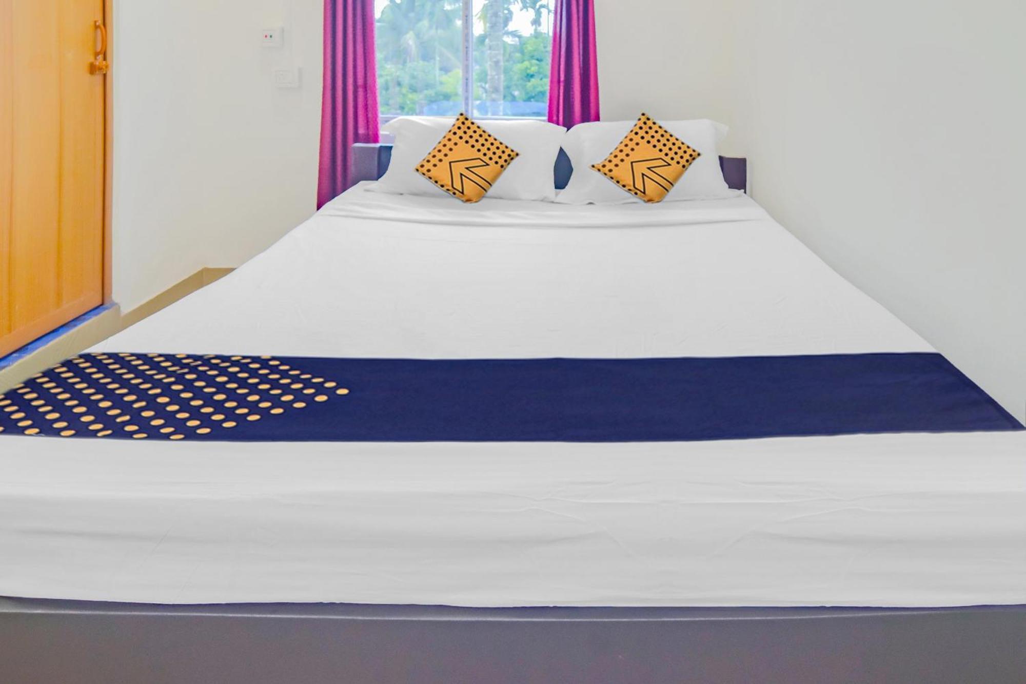Spot On Nirvaan Guest House Kaharpara Ngoại thất bức ảnh