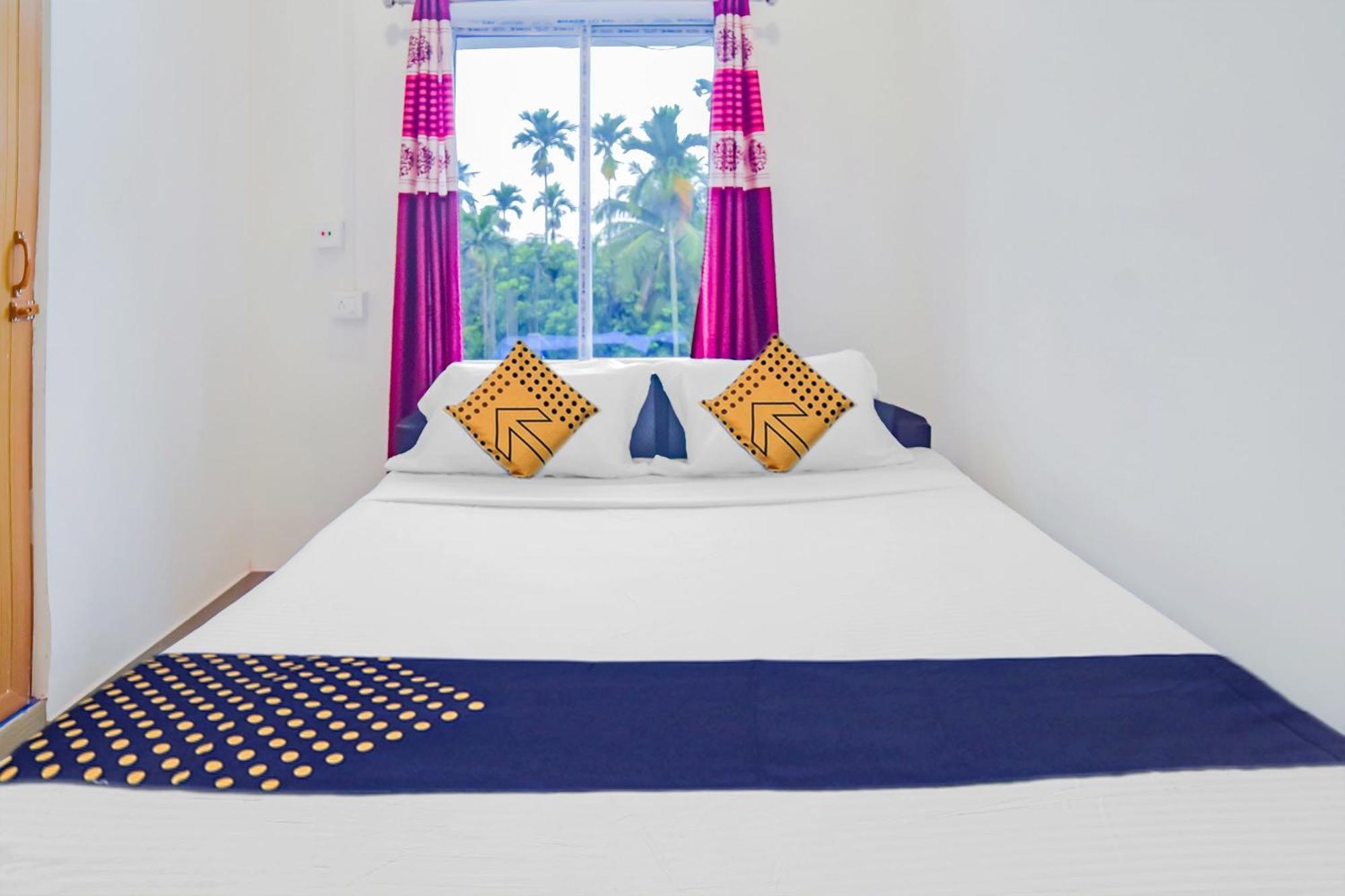 Spot On Nirvaan Guest House Kaharpara Ngoại thất bức ảnh